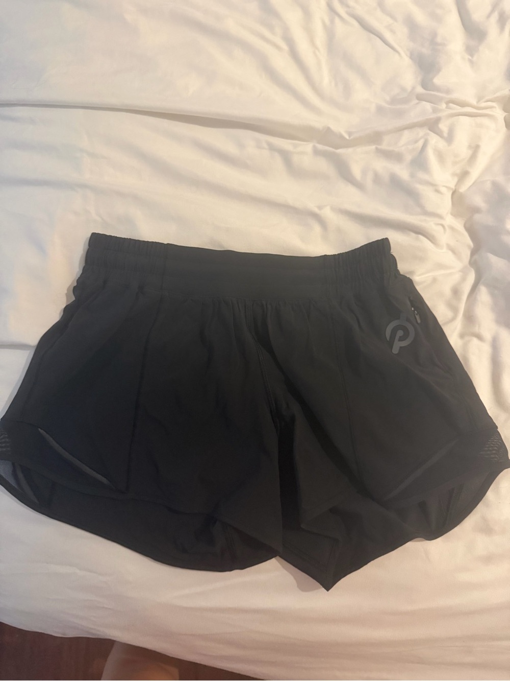 lululemon athletica x Peloton Hotty hot shorts 2.5”